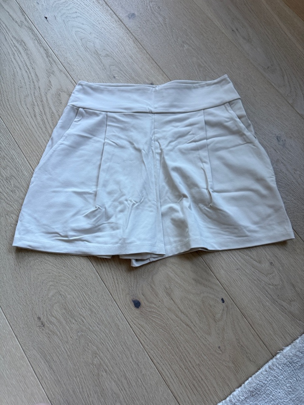 Susana Monaco Women's Pleated Shorts